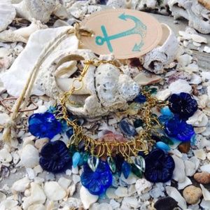 Blue Glass beaded bracelet